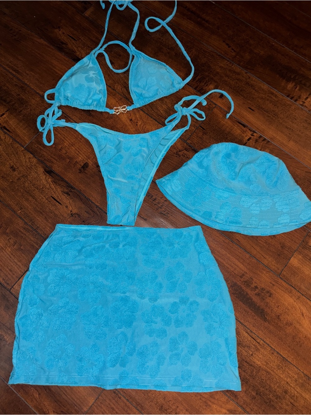Fashion Nova Turquoise Lace Triangle Bikini Set with Skirt & Bucket Hat